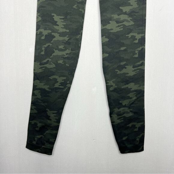 SPANX / Look At Me Now green camo seamless high rise leggings / L - Picture 5 of 7